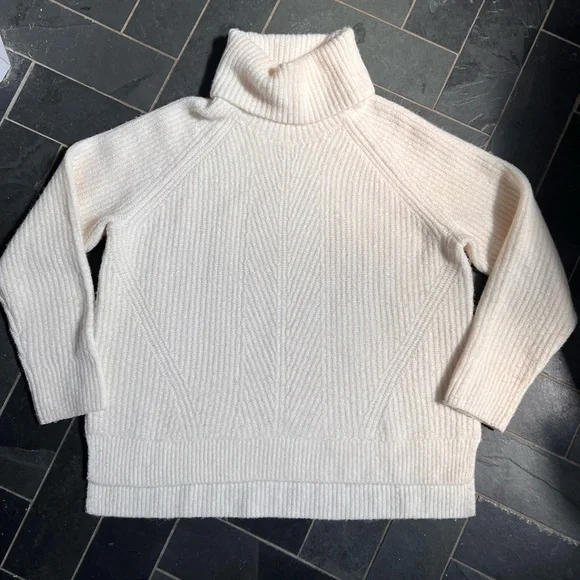 Madewell Mercer Turtleneck in Coziest Yarn white cream wool blend size large - Picture 5 of 6